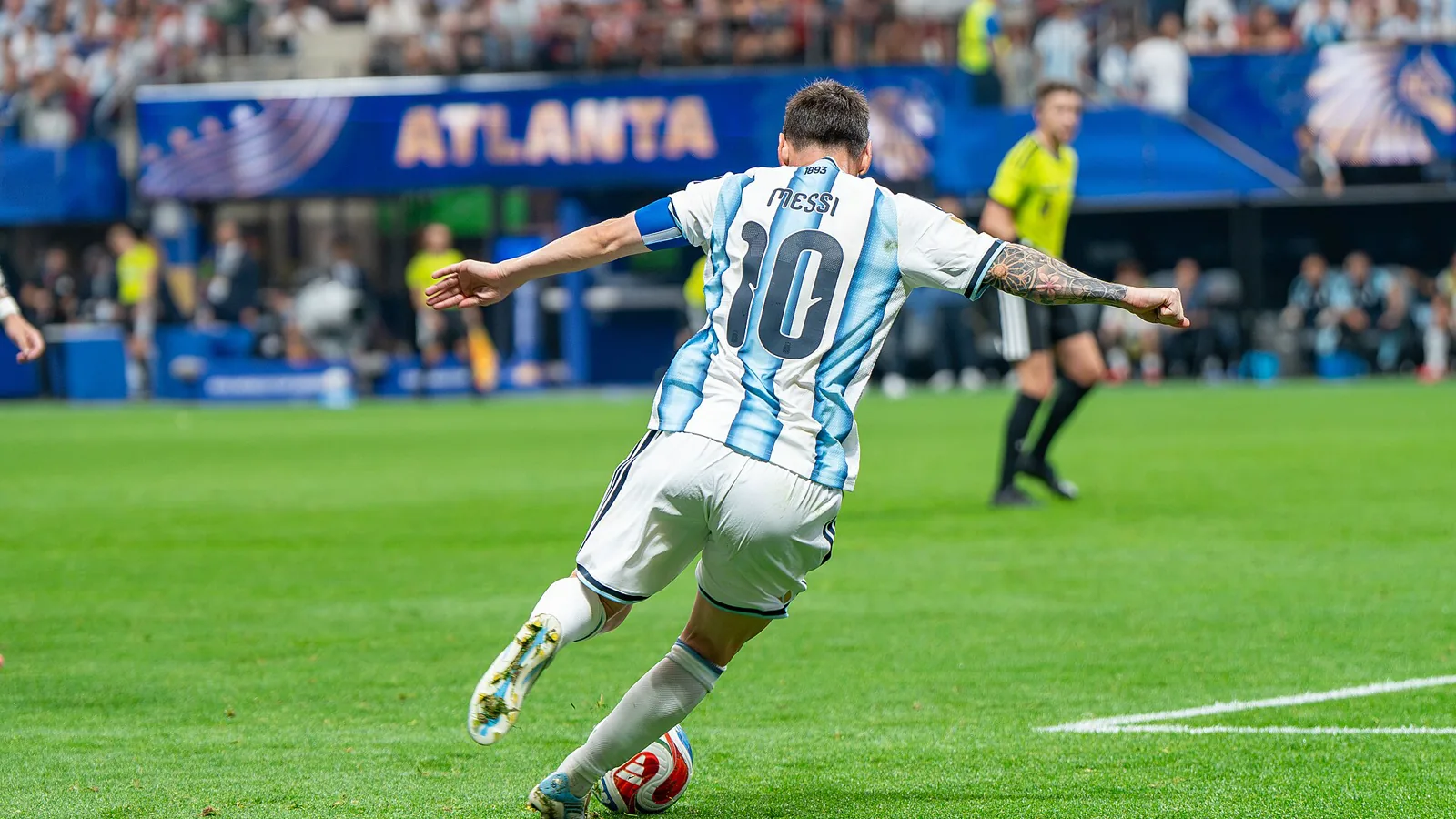 Xem lại bóng đá Xoilac - Lionel Messi trong trận Argentina gặp Ai Cập ngày 7/7/2026 Lionel Messi thi đấu trong trận Argentina gặp Ai Cập, ảnh minh họa cho mục xem lại bóng đá Xoilac